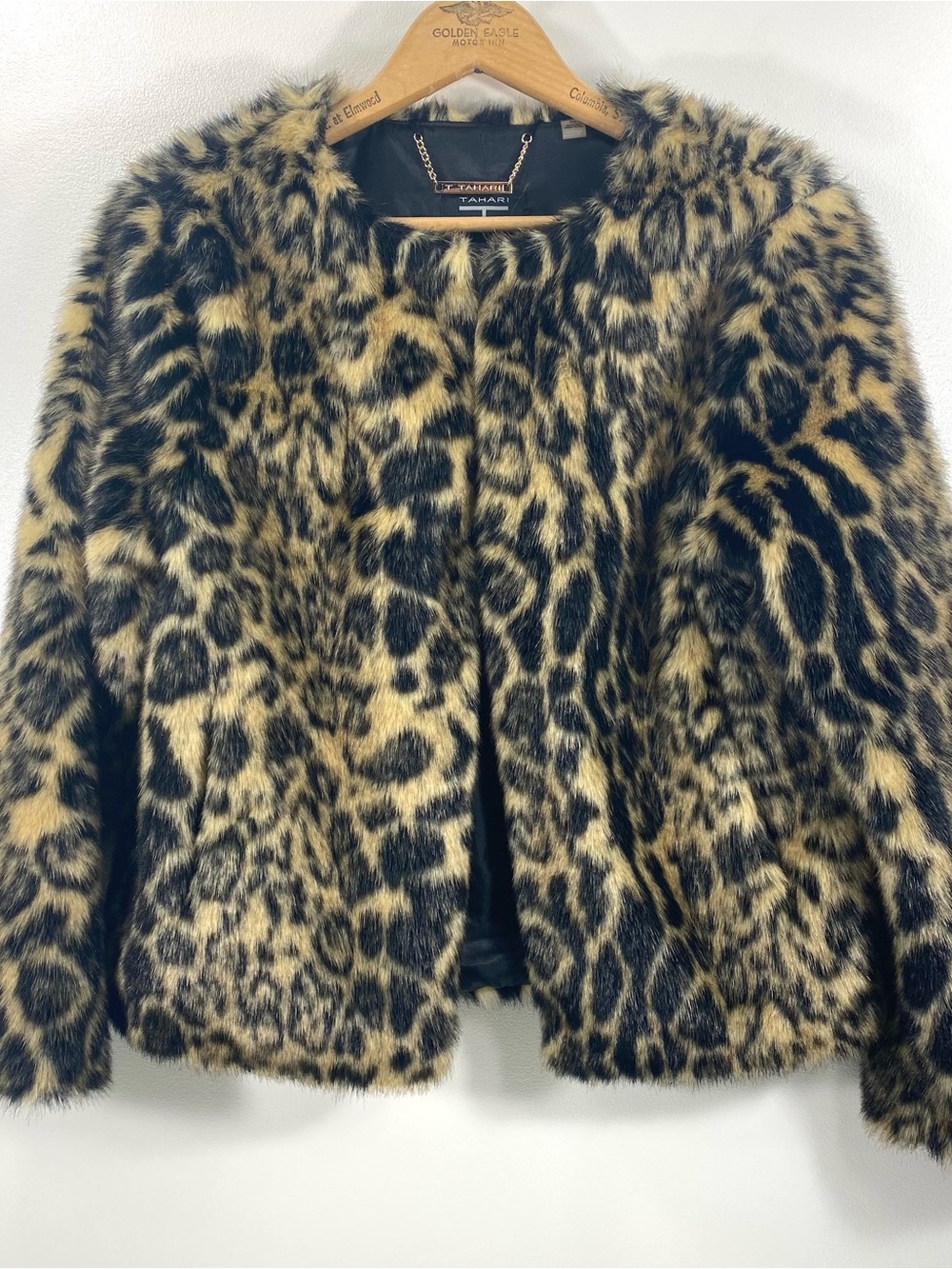 T Tahari Leopard Animal Print Cropped Faux Fur Luxe Runway Statement Coat XS
